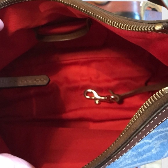 NWT Vintage Dooney & Bourke Heart Logo Denim Canvas Leather Hobo Shoulder Bag - Picture 3 of 8